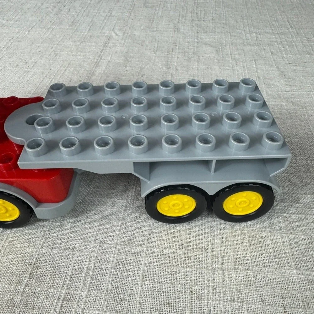 LEGO Duplo Spider-Man Semi Truck Kids Red Grey Excellent Marvel Toy Vehicle